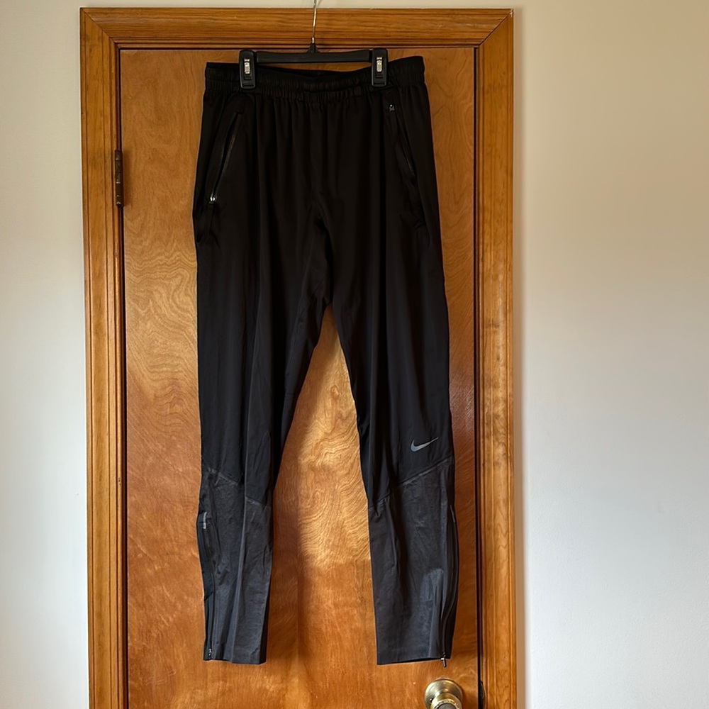 Storm Fit ADV Nike Running Division - black water proof pants